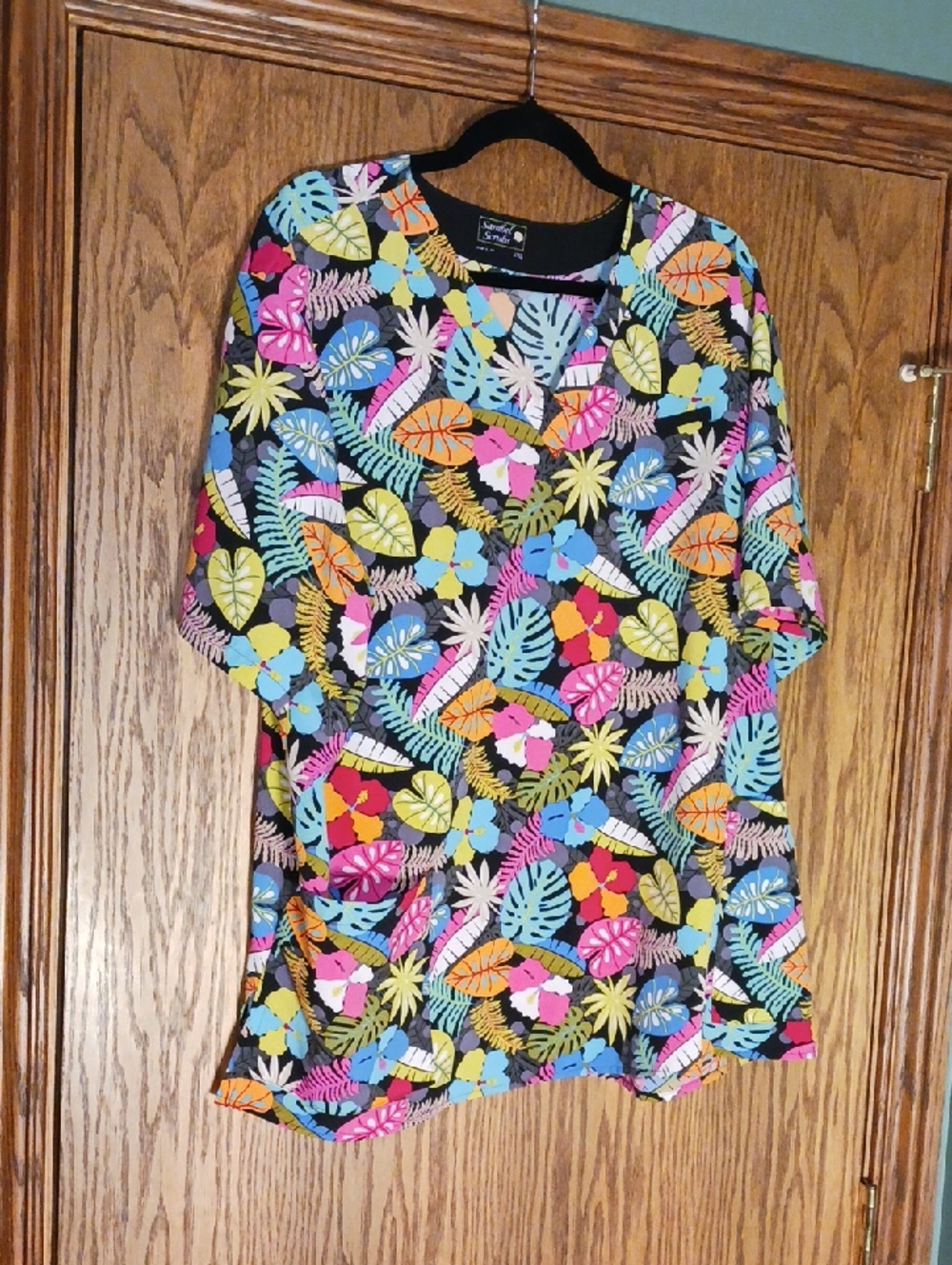 Women's Sanibel Scrubs V Neck Short Sleeve Top